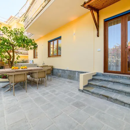 Апартаменти Estate4home - 21 Luxury Сорренто