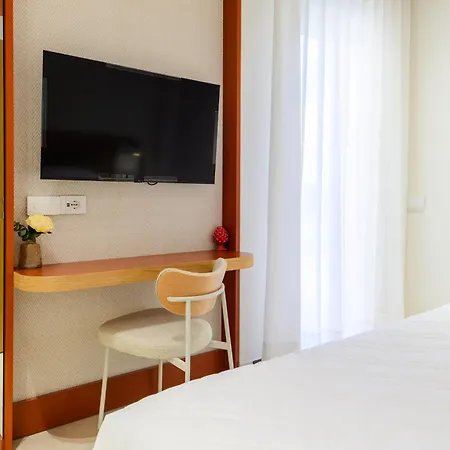 Estate4home - 21 Luxury Апартаменти *